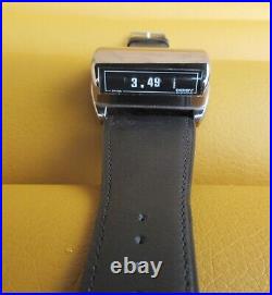 DERBY SWISSONIC ESA9176 JUMP HOUR SILVER WATCH 1975 base metal on leather strap