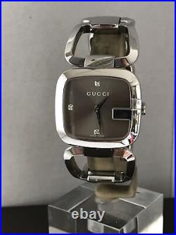 Gucci Ladies Analogue Diamonds Set Stainless Steel Bracelet Watch YA125401