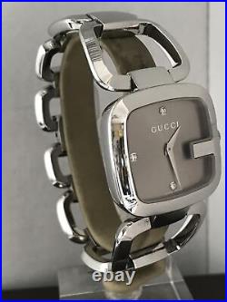 Gucci Ladies Analogue Diamonds Set Stainless Steel Bracelet Watch YA125401