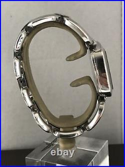 Gucci Ladies Analogue Diamonds Set Stainless Steel Bracelet Watch YA125401