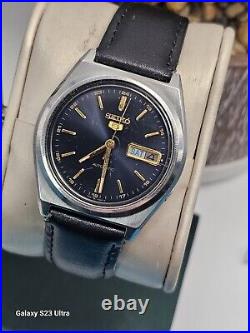 Seiko 5 Vintage Automatic Ref 7009-876A Black Dial Mens Watch