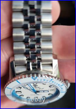 Zodiac Super Sea Wolf Whitecap Automatic Watch ZO9291 Bracelet + 3 Extra Straps